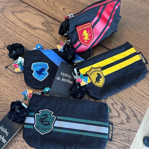 NWT！NEW！Kipling x Harry Potter Creativity Pouch Large -Red Gryffindor - Picture 8 of 8